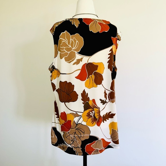 Laura Plus bold floral sleeveless top - Picture 6 of 8